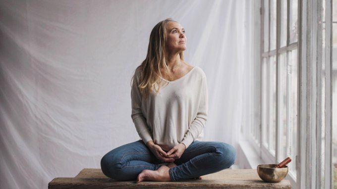 Atelier LE CHANT DES ÉLEMENTS - TERRE - avec Awa Ly  Dimanche 15 Fevrier 18h-20h30 
