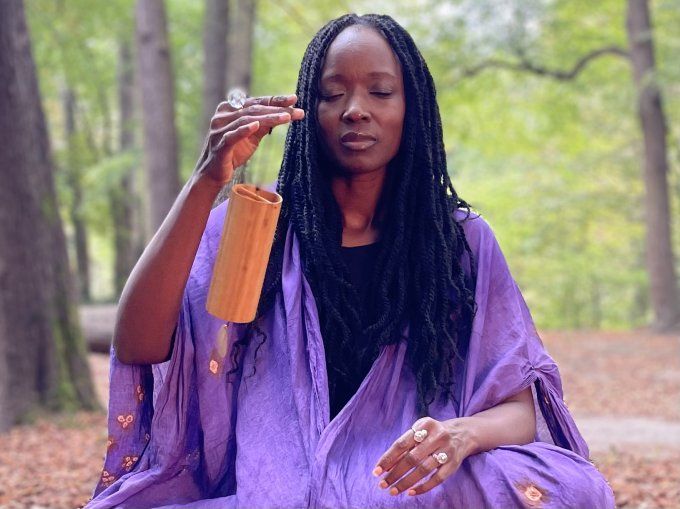 Atelier LE CHANT DES ÉLEMENTS - TERRE - avec Awa Ly  Dimanche 15 Fevrier 18h-20h30 
